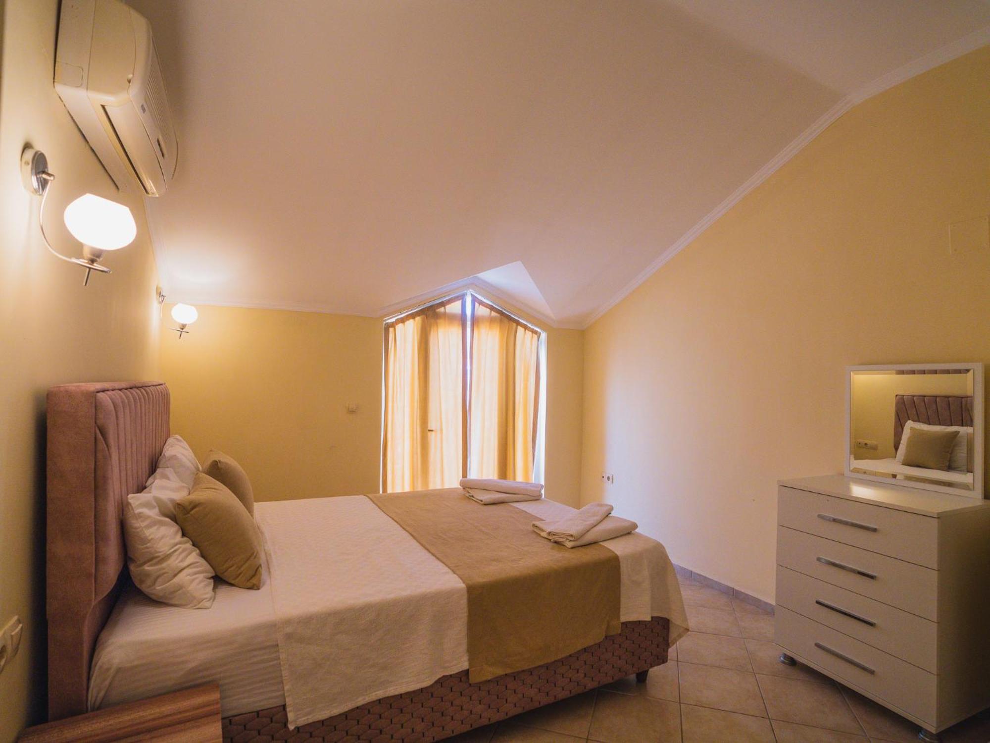 Sunset Beach Villas And Apartments Fethiye Eksteriør billede