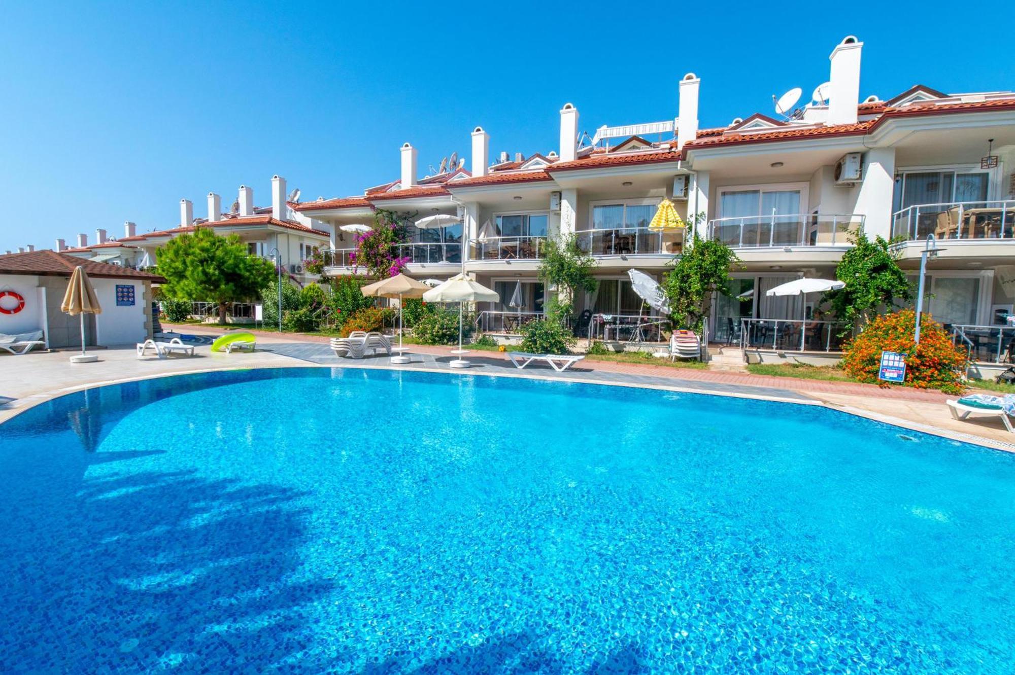 Sunset Beach Villas And Apartments Fethiye Eksteriør billede