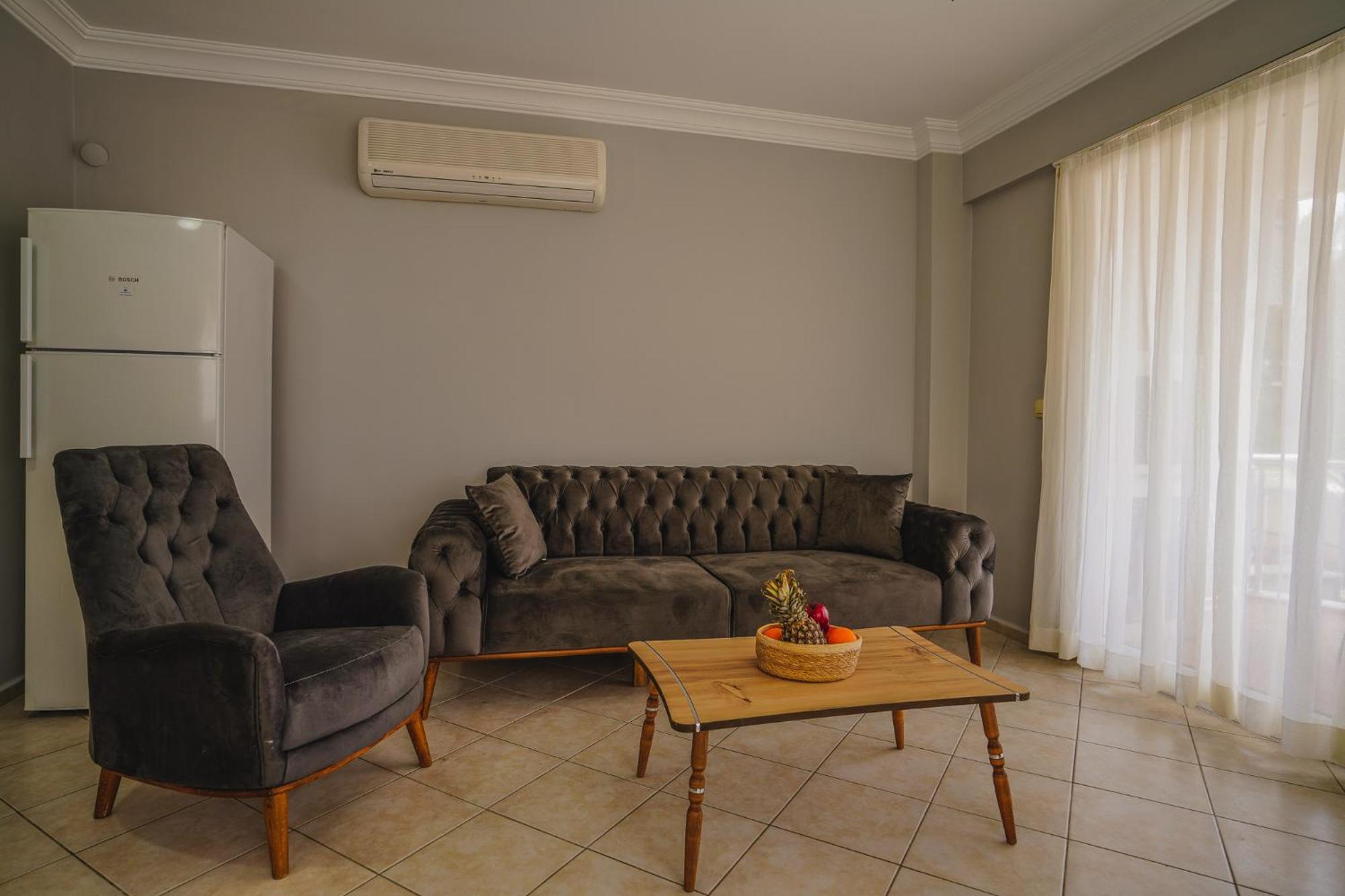 Sunset Beach Villas And Apartments Fethiye Eksteriør billede