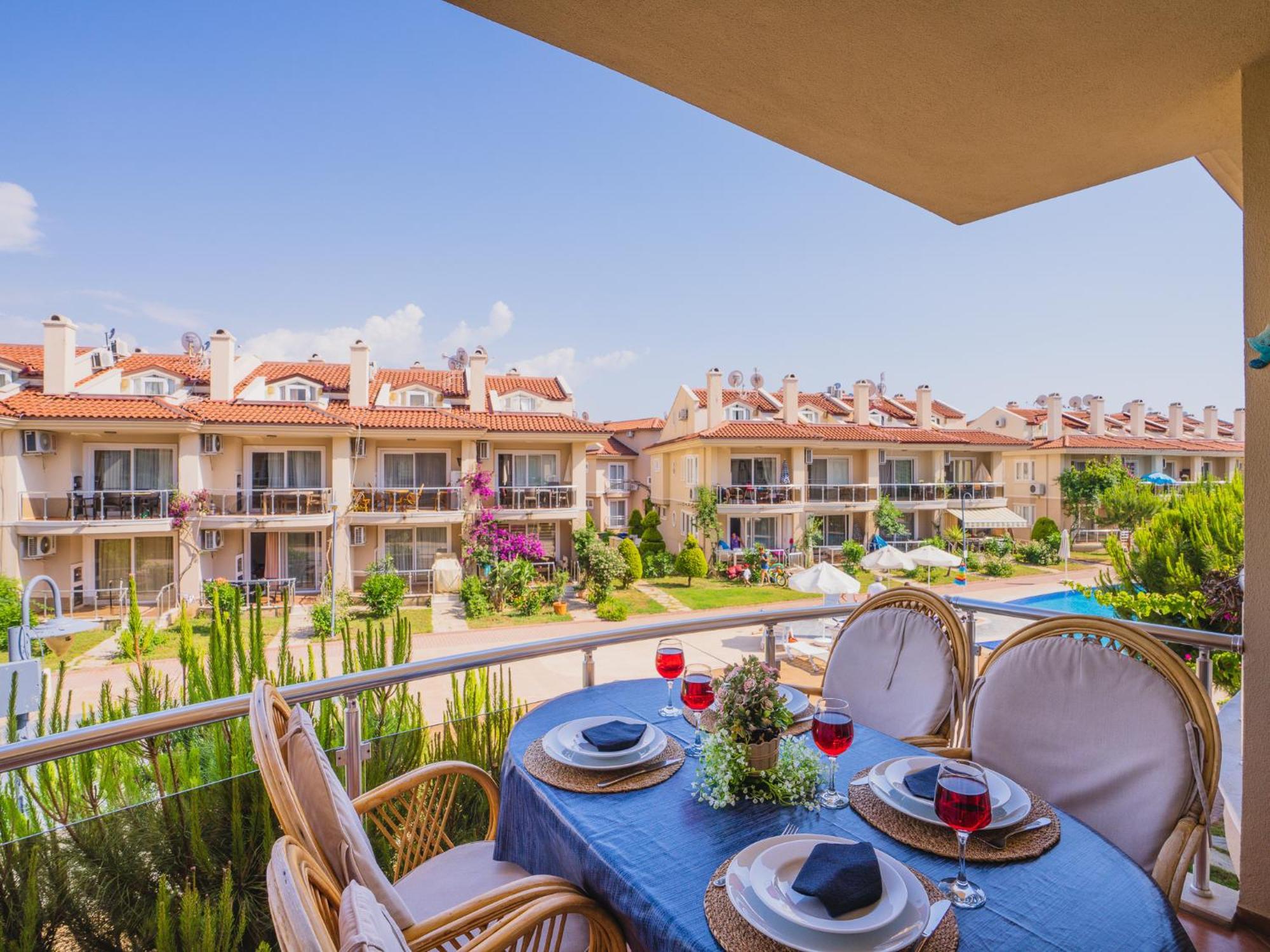 Sunset Beach Villas And Apartments Fethiye Eksteriør billede