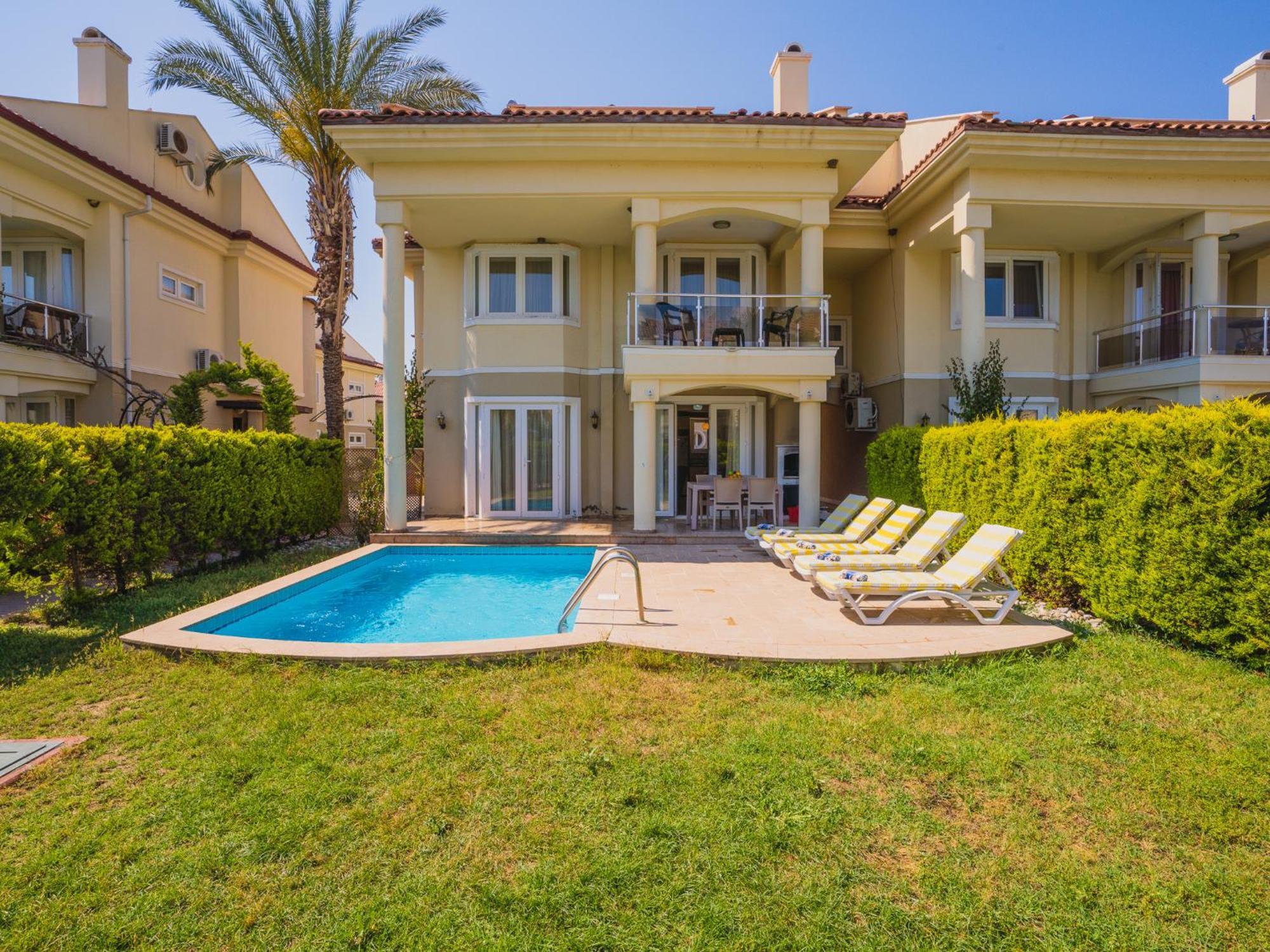 Sunset Beach Villas And Apartments Fethiye Eksteriør billede