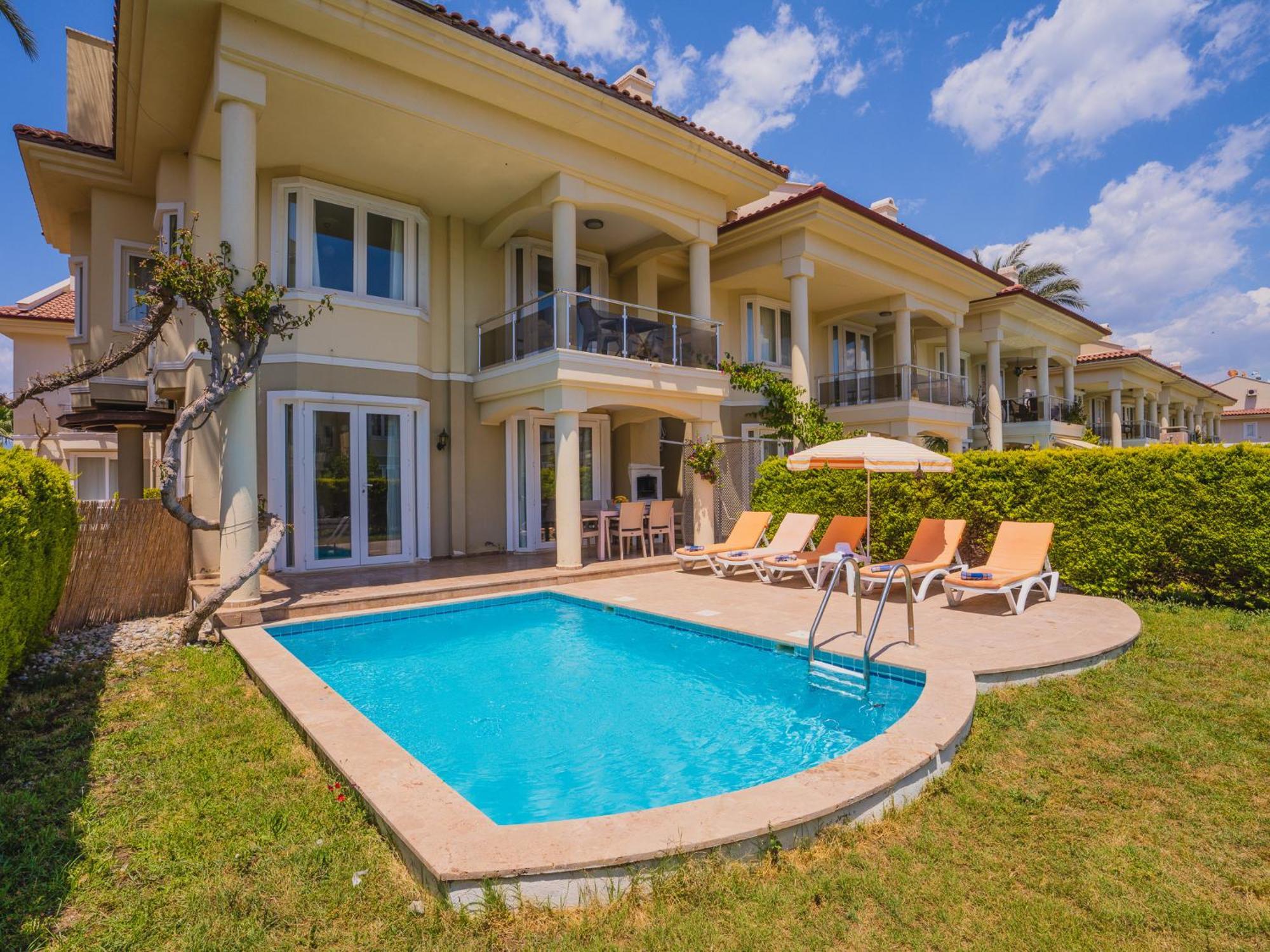 Sunset Beach Villas And Apartments Fethiye Eksteriør billede